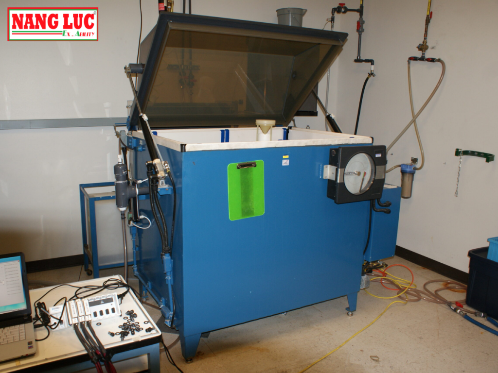 Tủ Thời Tiết (Environmental Test Chambers) Auto Technology Model 410