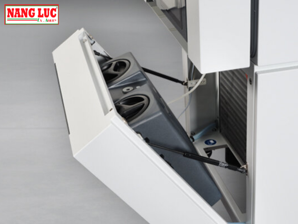 Tủ Thử Nghiệm Khí Hậu (ClimeEvent) Weiss Technik Model C2/180/50/3v