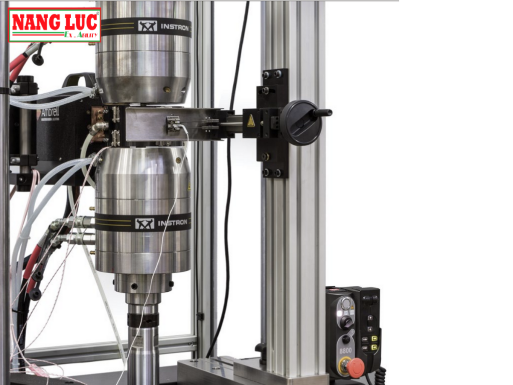 Thiết Bị Kiểm Tra Độ Bền Vật Liệu Nhiệt Độ Cao (Thermomechanical Fatigue) Instron Model 8801-TMF 88662-TMF