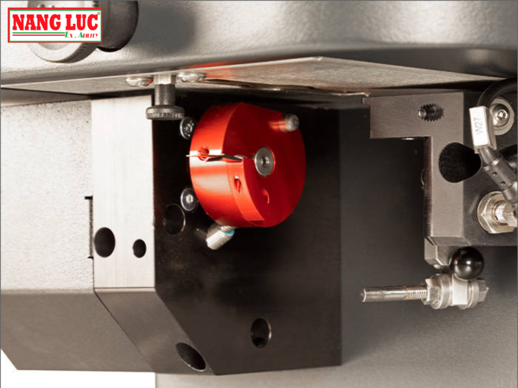 Máy Đo Chỉ Số Nóng Chảy (Melt Flow Index Tester) Instron Model MFi5 (3)