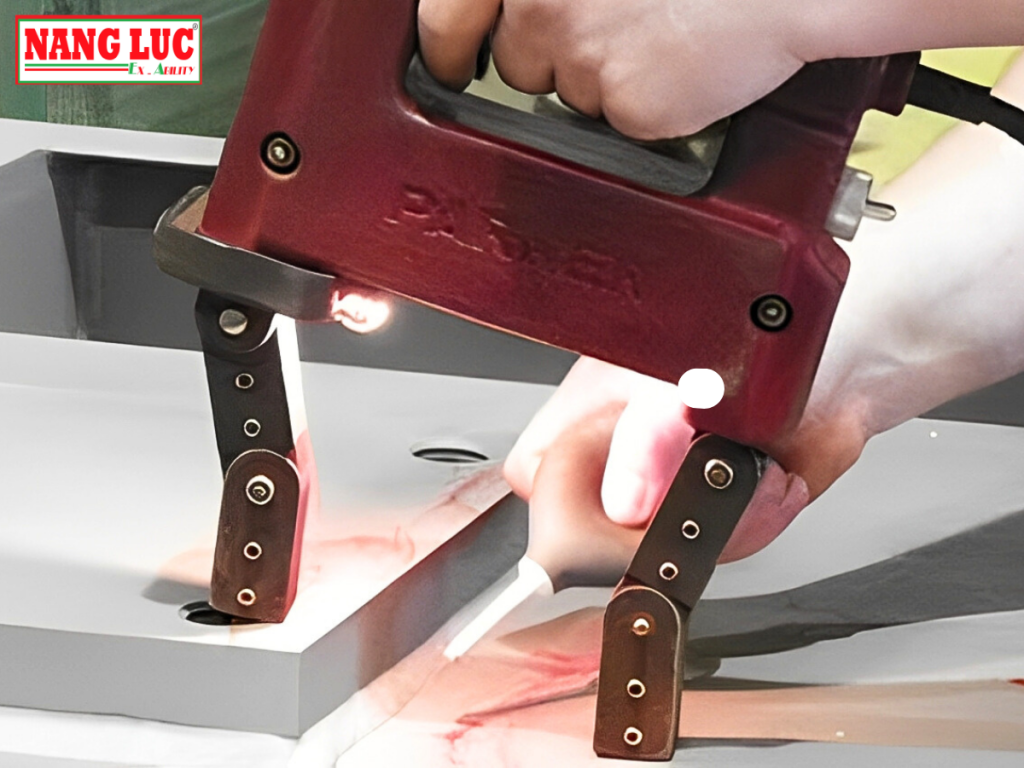 Parker Research Model DA400S