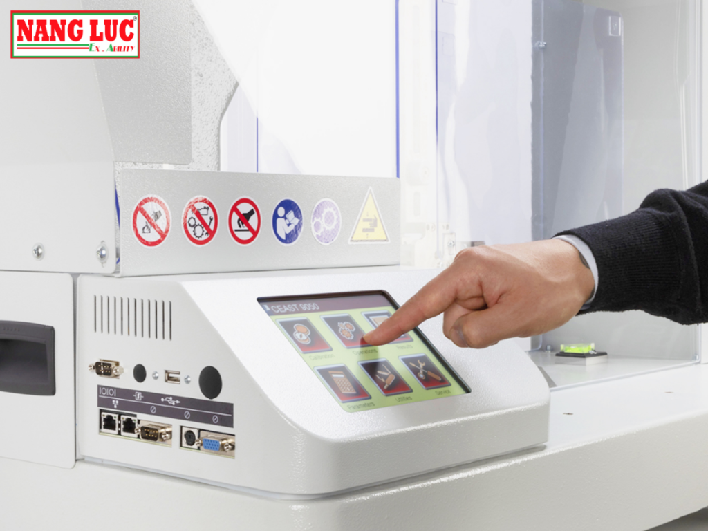 Thiết Bị Thử Độ Bền Va Đập Con Lắc (Pendulum Impact Testing Machine) Instron Model CEAST 9050