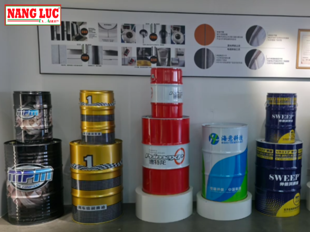 <strong color: #339966;